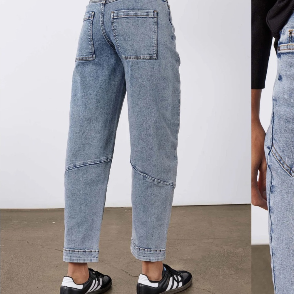 Washed Blue Ankle Crop Women's Jeans
